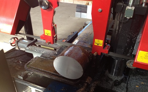 罗甸卧式带锯床加工时出现明显振荡如何排查？